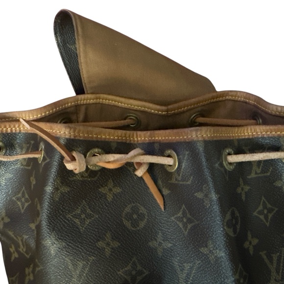 Louis Vuitton Brown Monogram MM Montsouris Backpack UNSEX - Picture 7 of 10